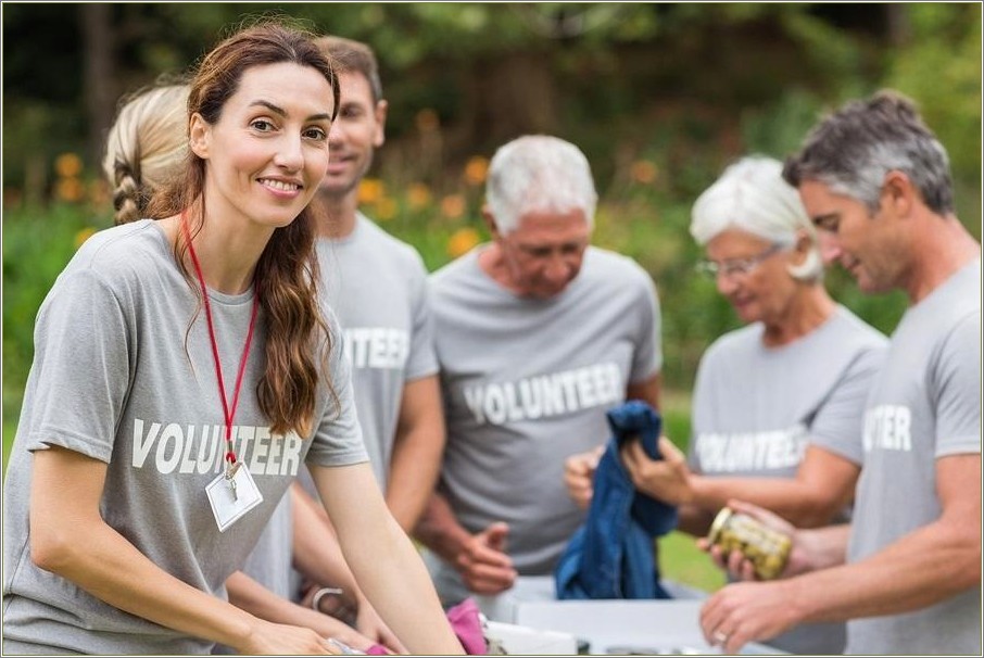 Does Volunteer Work Look Good On A Resume